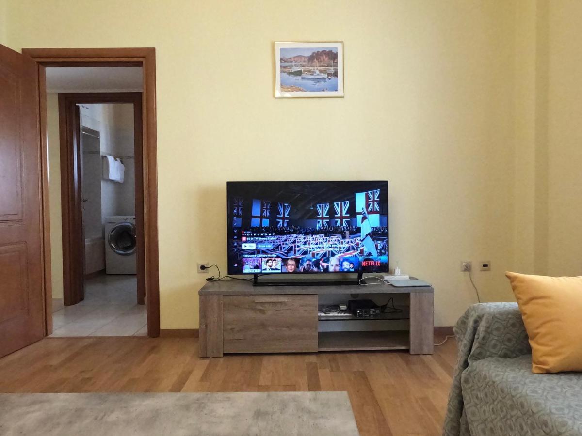 Big Apt 3Bed 3Bath 10 Min Walk Acropolis アテネ エクステリア 写真